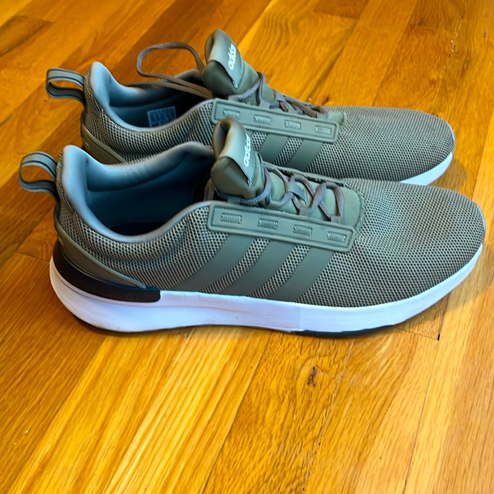 Adidas Cloudfoam Super